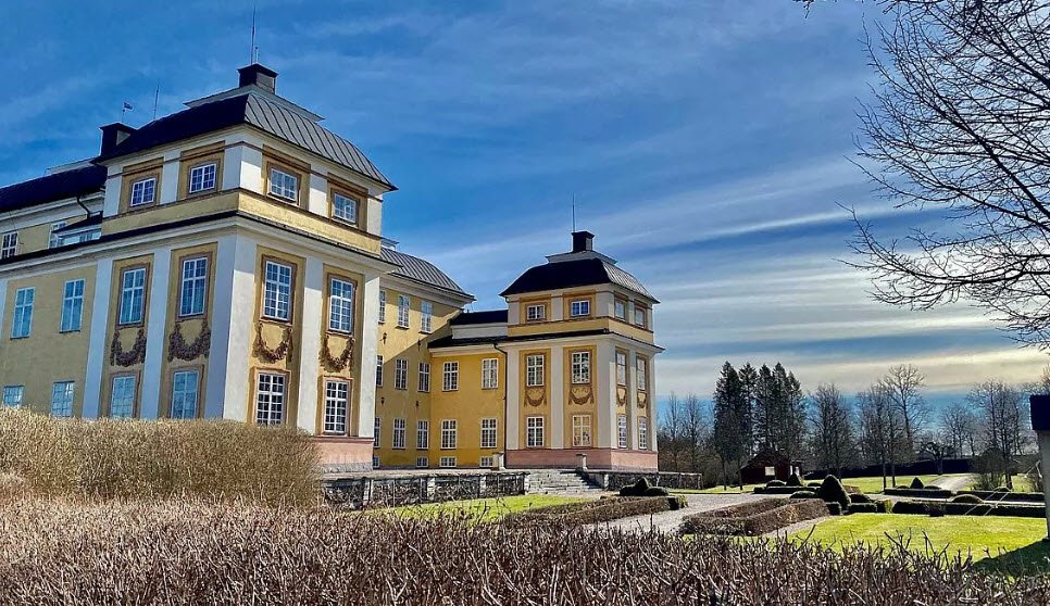 Elghammars Slott, Sweden